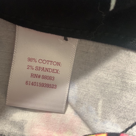 So Black Floral High Waist Cuffed Shorts - Picture 9 of 11